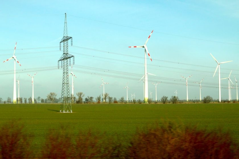 Německé větrné elektrárny s přenosovým vedením