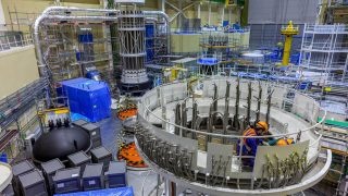 Reaktorová hala třetího bloku elektrárny Mochovce v roce 2016 (zdroj Mochovce).
