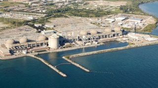 Přechod k nízkoemisní elektroenergetice v provincii Ontario zajistila i elektrárna Pickernig se svými jadernými reaktory typu CANDU (zdroj OPG).