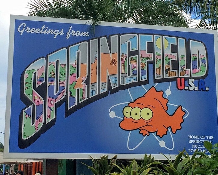 Městečko Springfield je domovem známe americké rodiny Simpsonových. Autor: Windyshadow32 @Wikipedia