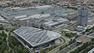 Továrna automobilky BMW v Německém Mnichově. Zdroj: BMW