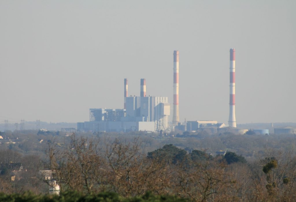 Francouzská uhelná elektrárna Cordemais. Zdroj: wikimedia