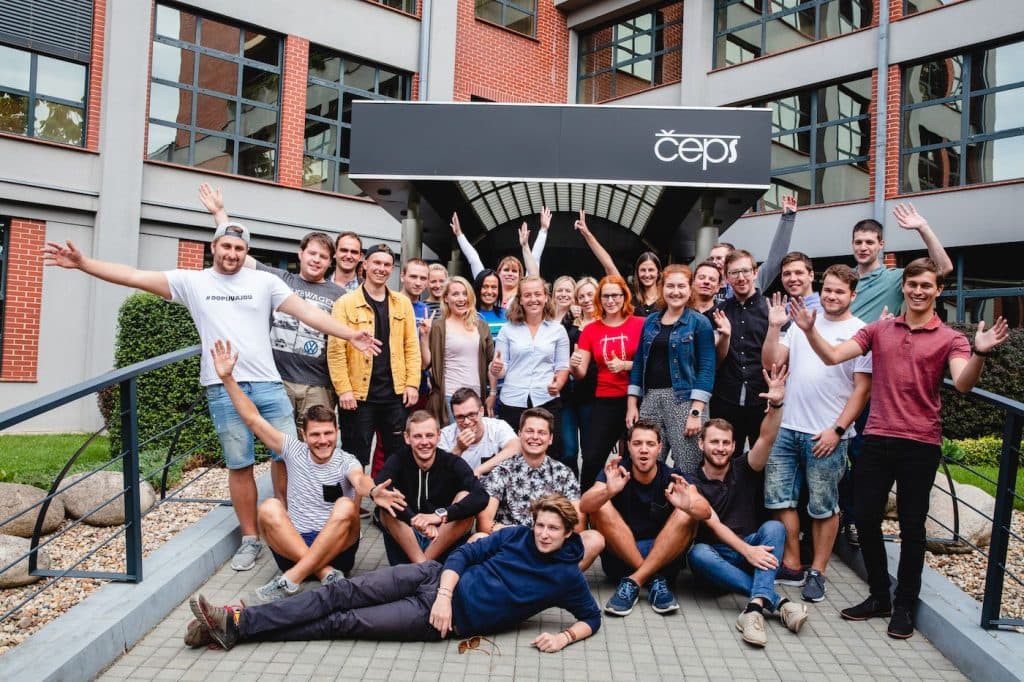 ceps-otevira-studentum-sve-brany-prihlasovani-letni-skoly-plnem-proudu