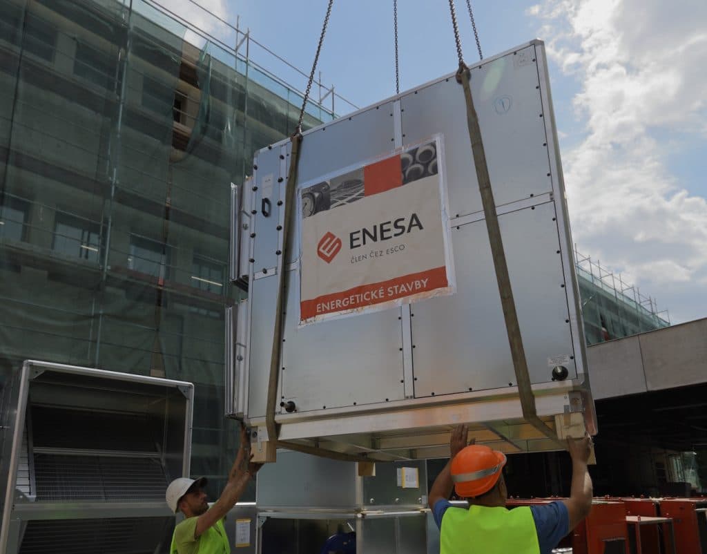 Projekty energetických úspor ČEZ Esco loni ušetřily 304 mil. Kč, meziročně víc