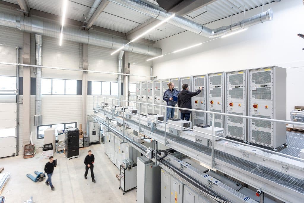 budoucnost-elektrotechnickeho-prumyslu-je-spojena-s-digitalizaci-i-vyuzitim-ai