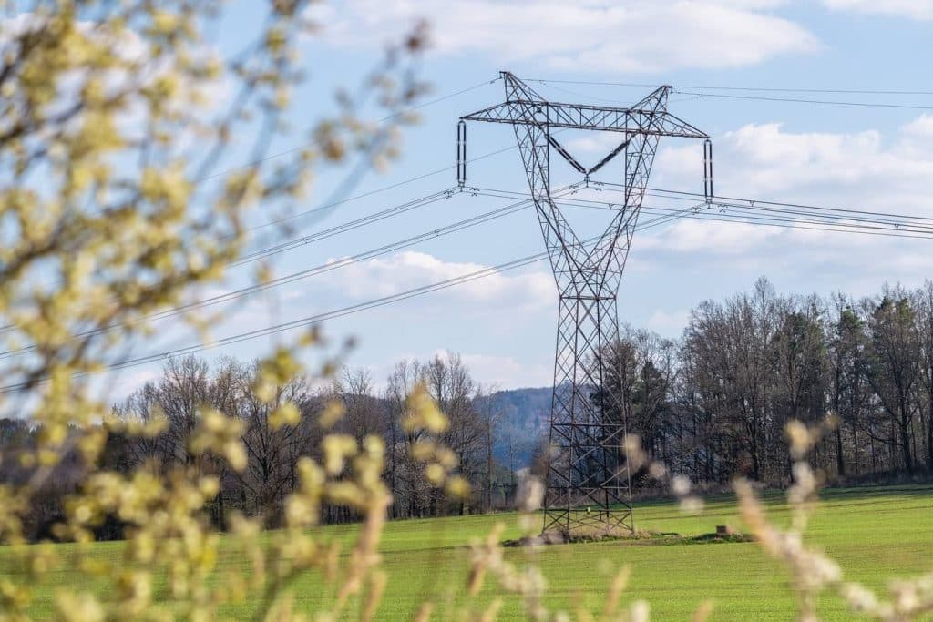 poptavka-elektrine-pres-den-britanii-vikendu-poprve-historii-klesla-nocni-hodnoty