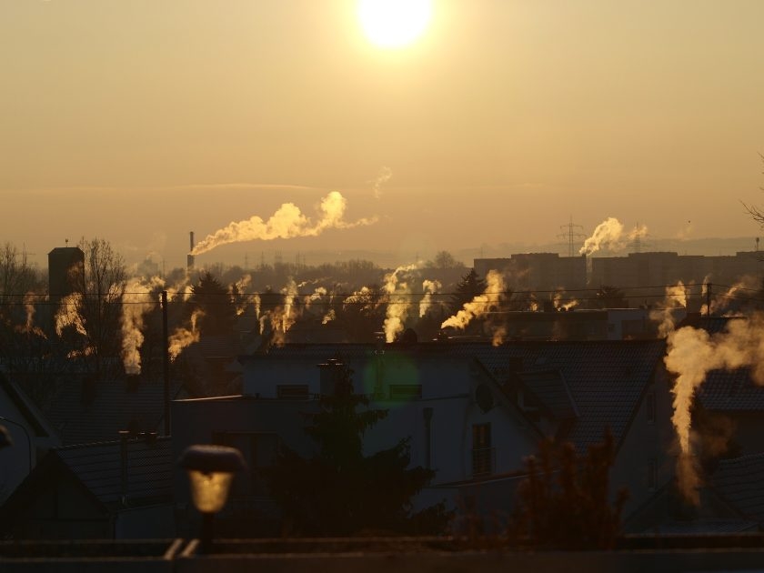 emise, lokální vytápění. Zdroj: Pixabay