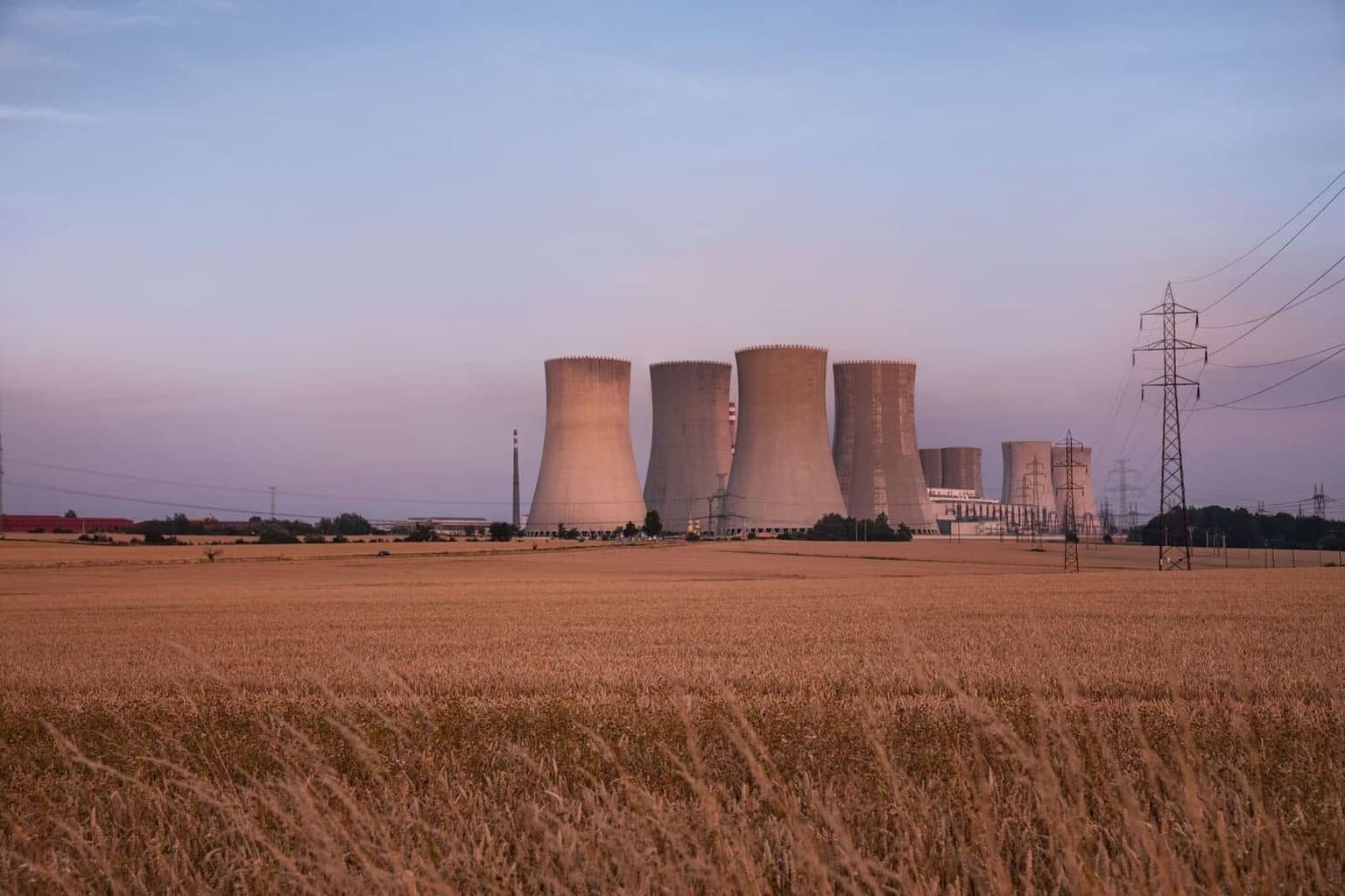 dukovany, nuclear, jaderná elektrárna