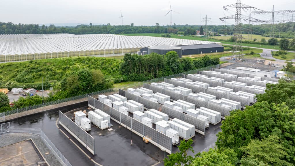 Baterie poháněná korozí? Nizozemci v ní chtějí ukládat energii až na čtyři dny
