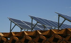 Solární panel na střeše