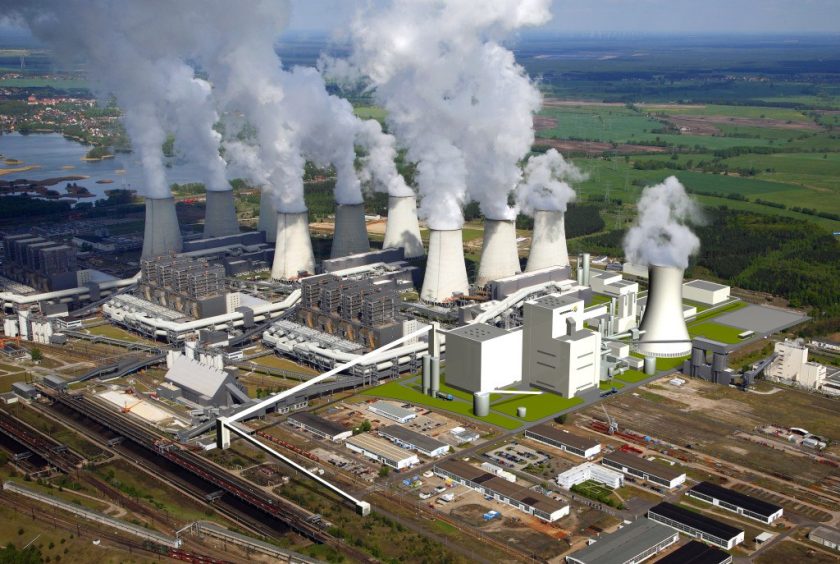 Německá uhelná elektrárna Jänschwalde včetně navrhované demonstrační jednotky pro zachytáváníí a ukládání oxidu uhličitého- Zdroj: Vattenfall