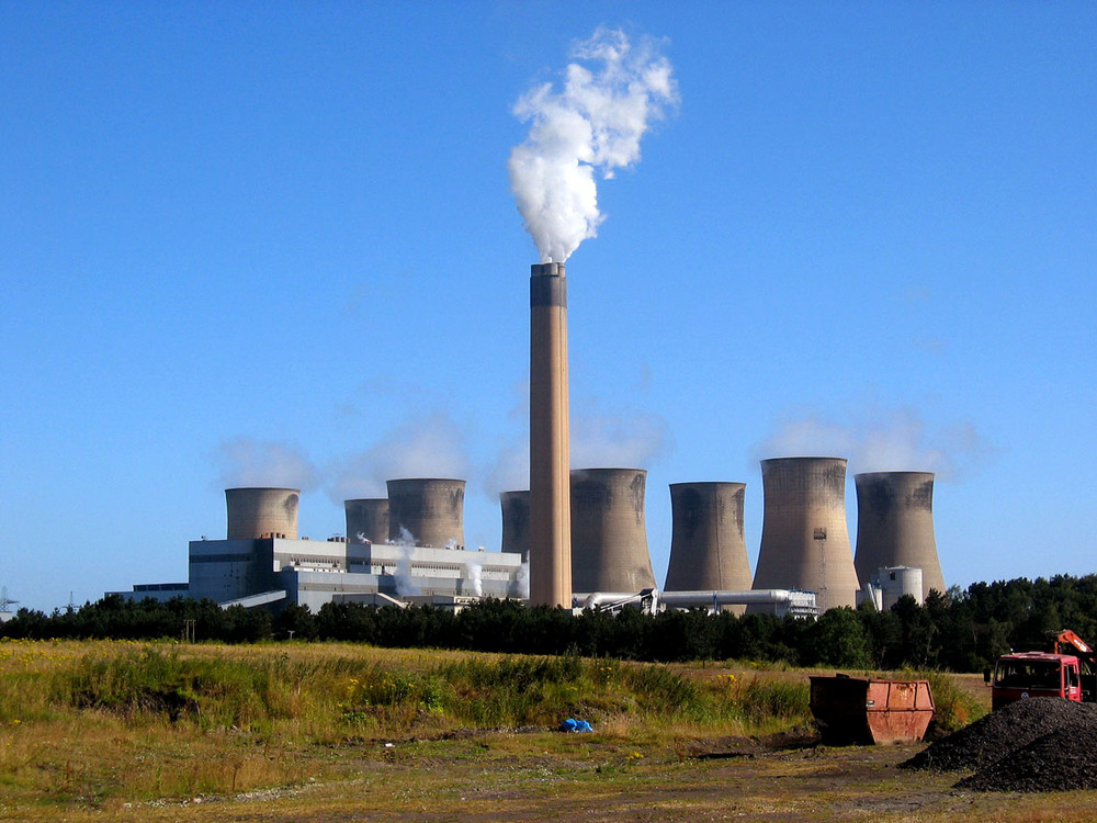 Uhelná elektrárna Eggborough ve Spojeném království.