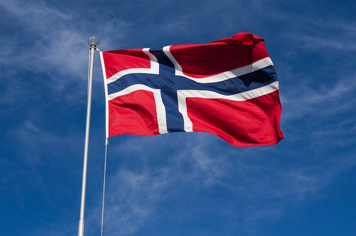 Norge lider av lave oljepriser, norske kroner på laveste nivå siden 2008