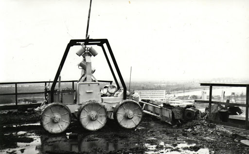 Speciální odklízecí robot STR-1 v Černobylu