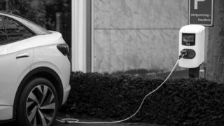Volskwagen, auto, elektromobil, dobjec stanice