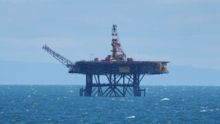 Offshore plo�ina pro t�bu plyn
